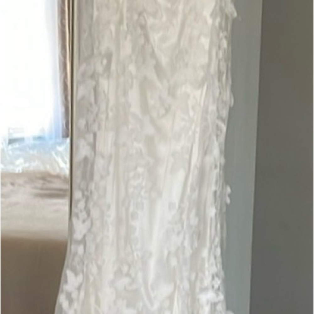 Elegant White Floral Lace Dress